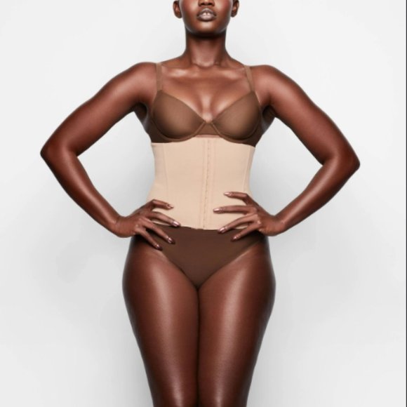 SKIMS Intimates & Sleepwear New Skims Waist Trainer Poshmark